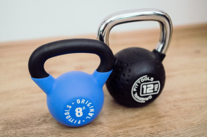 Гиря 20 кг с хромированной ручкой полиуретановая (CPU) Original FitTools